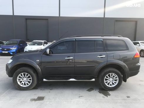 Mitsubishi Pajero Sport 2011 черный - фото 20