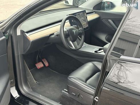 Tesla Model Y 2021 - фото 13