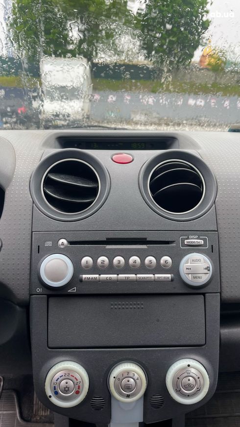 Mitsubishi Colt 2006 серебристый - фото 15