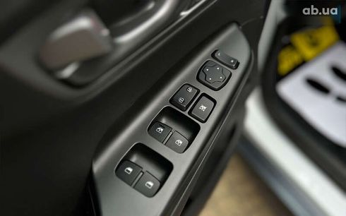 Hyundai Kona 2020 - фото 18