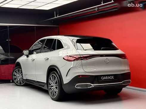 Mercedes-Benz EQE-Класс 2023 - фото 29