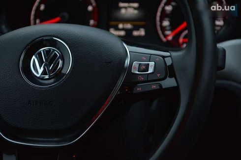 Volkswagen Passat 2021 - фото 29