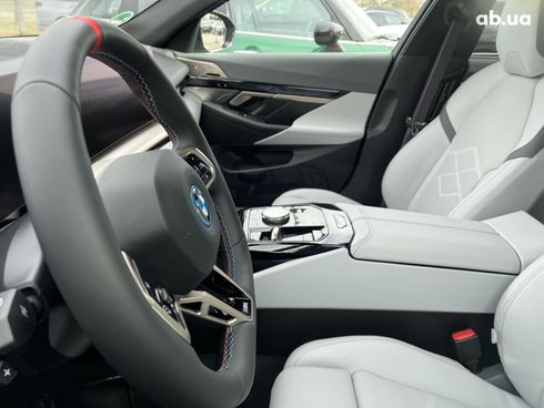 BMW i5 2023 - фото 24