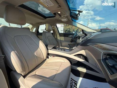 Lincoln MKZ 2017 - фото 16