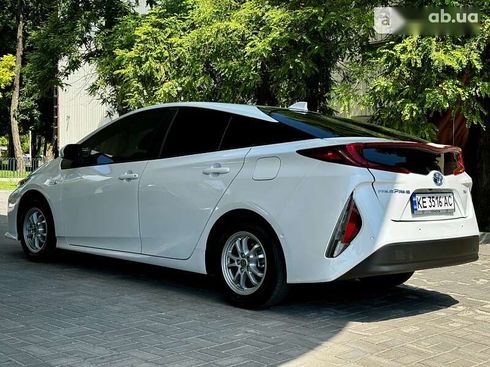 Toyota Prius 2022 - фото 15