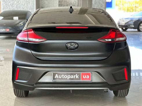 Hyundai Ioniq 2017 черный - фото 7