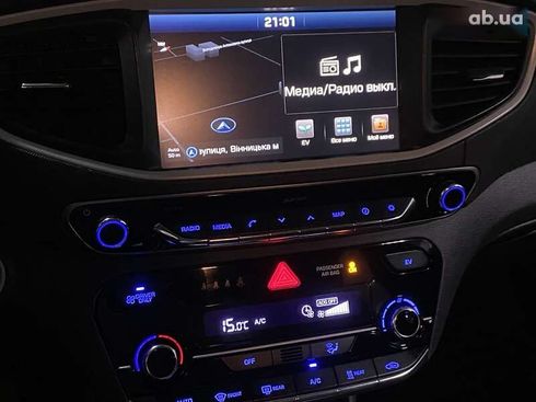 Hyundai Ioniq 2017 - фото 19