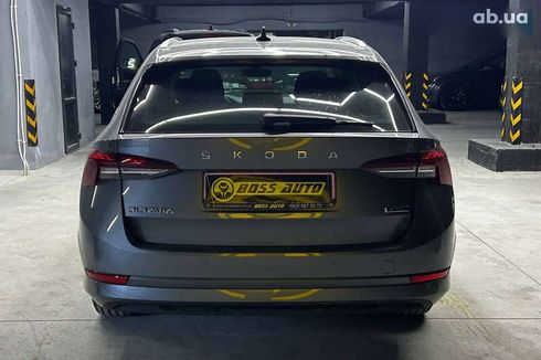 Skoda Octavia 2023 - фото 5