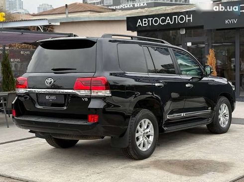 Toyota Land Cruiser 2016 - фото 4