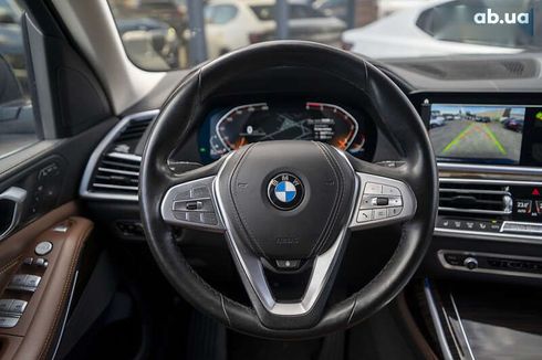 BMW X7 2021 - фото 26
