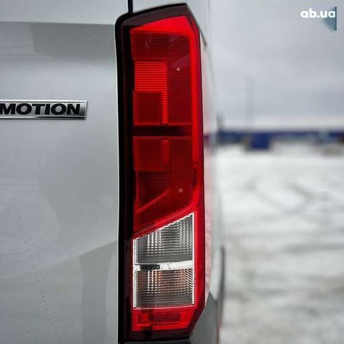 Volkswagen Crafter 2018 - фото 12