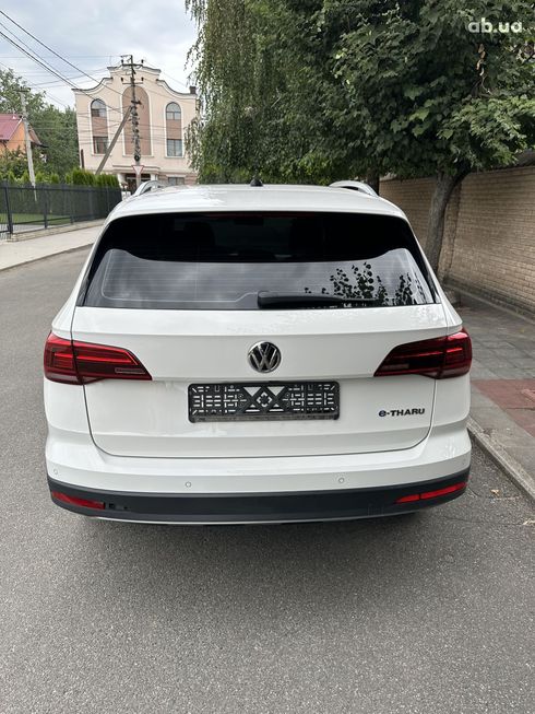 Volkswagen E-THARU 2021 белый - фото 2