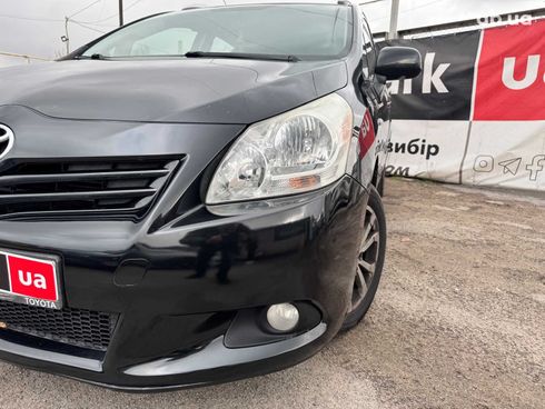 Toyota Verso 2012 черный - фото 2