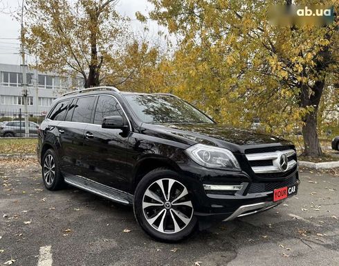 Mercedes-Benz GL-Класс 2015 - фото 16