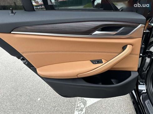 BMW 5 серия 2020 - фото 30