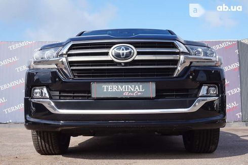 Toyota Land Cruiser 2019 - фото 10