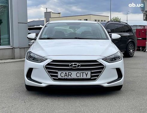 Hyundai Elantra 2018 - фото 2