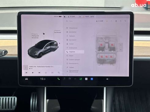 Tesla Model 3 2019 - фото 21