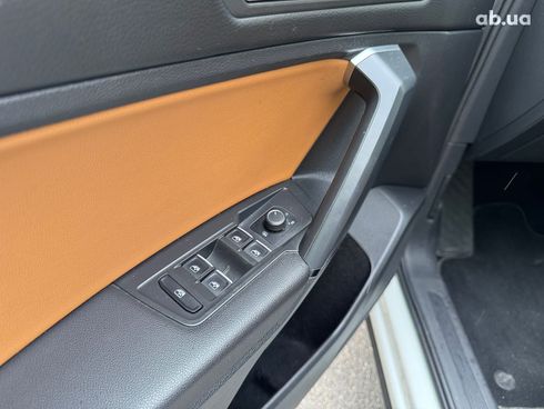 Volkswagen Tiguan 2019 белый - фото 20
