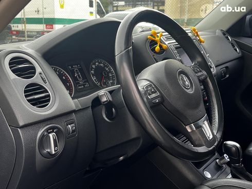 Volkswagen Tiguan 2016 серый - фото 18