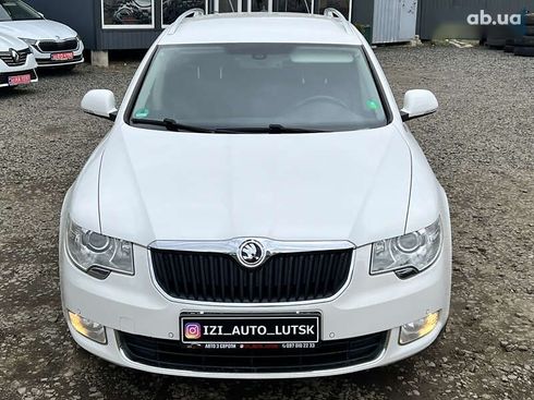 Skoda Superb 2012 - фото 2