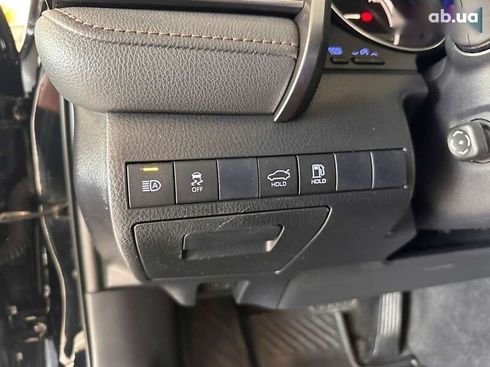 Toyota Camry 2020 - фото 12