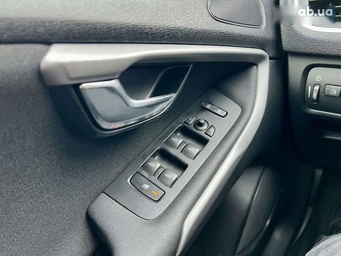 Volvo V40 2013 - фото 20