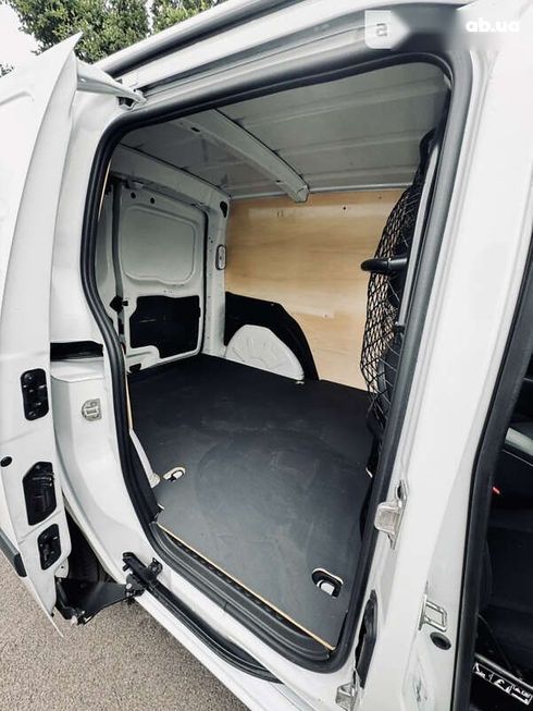 Renault Kangoo 2019 - фото 22