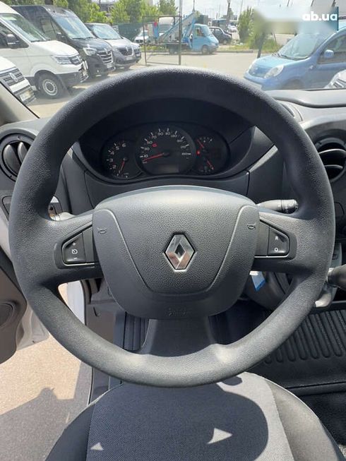 Renault Master 2018 - фото 16