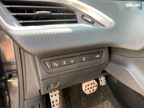 Peugeot 2008 2015 - фото 12