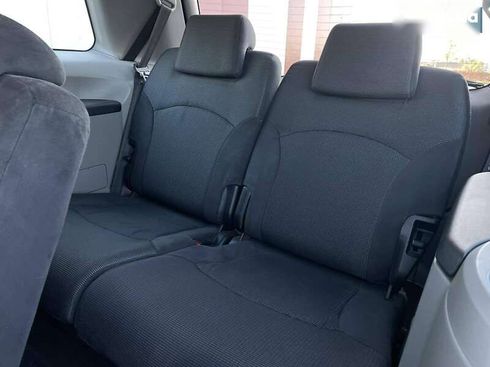 Mitsubishi Grandis 2006 - фото 25