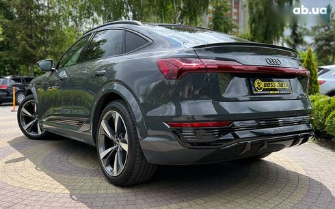 Audi SQ8 e-tron 2023 - фото 11