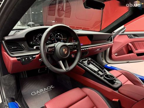 Porsche 911 2025 - фото 27