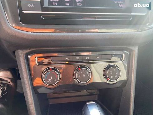 Volkswagen Tiguan 2018 - фото 17