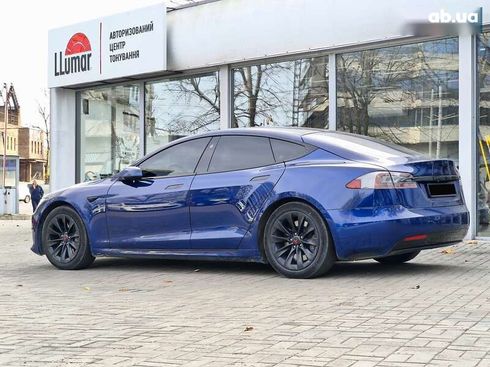 Tesla Model S 2018 - фото 9