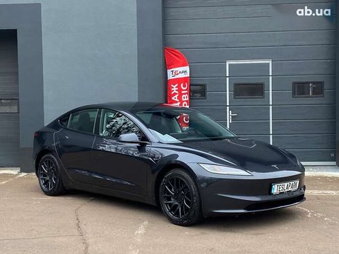 Tesla Model 3 2025 - фото 12