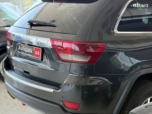 Jeep Grand Cherokee 2011 черный - фото 18