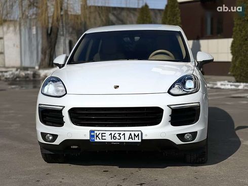 Porsche Cayenne 2016 - фото 17