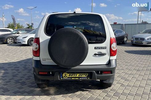 Chevrolet Niva 2018 - фото 6