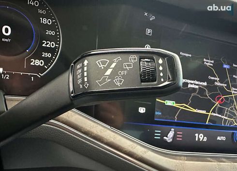 Volkswagen Touareg 2019 - фото 26