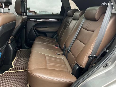 Kia Sorento 2010 серый - фото 26