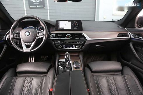 BMW 5 серия 2017 - фото 14