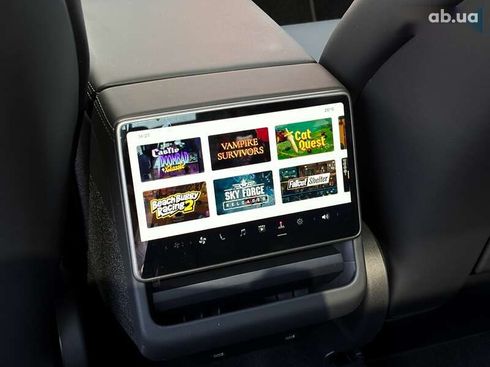 Tesla Model Y 2025 - фото 19