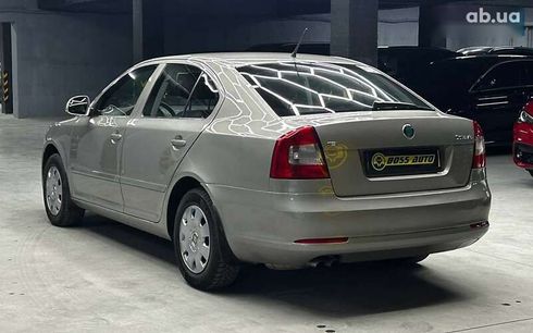 Skoda Octavia 2012 - фото 3