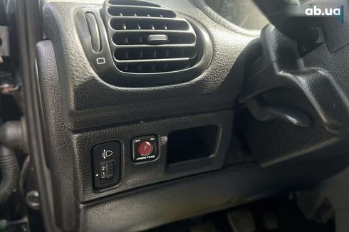Peugeot 206 2008 - фото 19