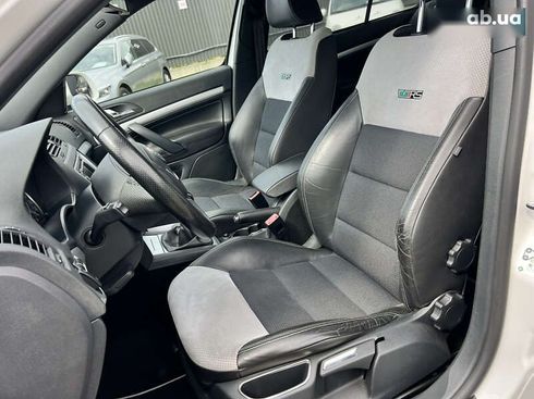 Skoda Octavia 2012 - фото 28