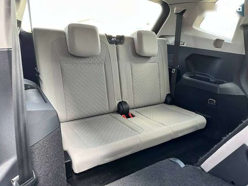 Volkswagen Tiguan Allspace 2019 - фото 25