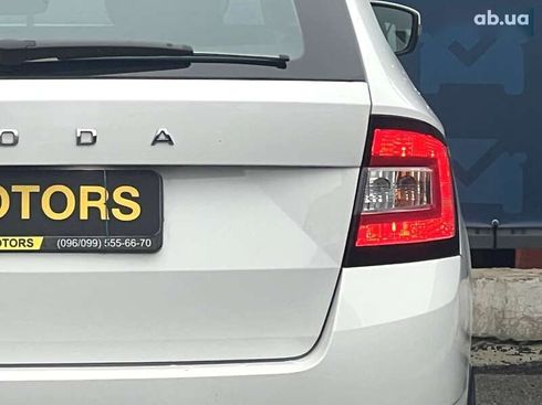 Skoda Fabia 2021 - фото 10