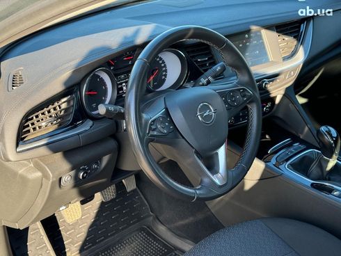 Opel Insignia 2019 серый - фото 15