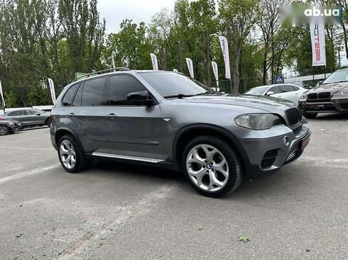 BMW X5 2010 - фото 10